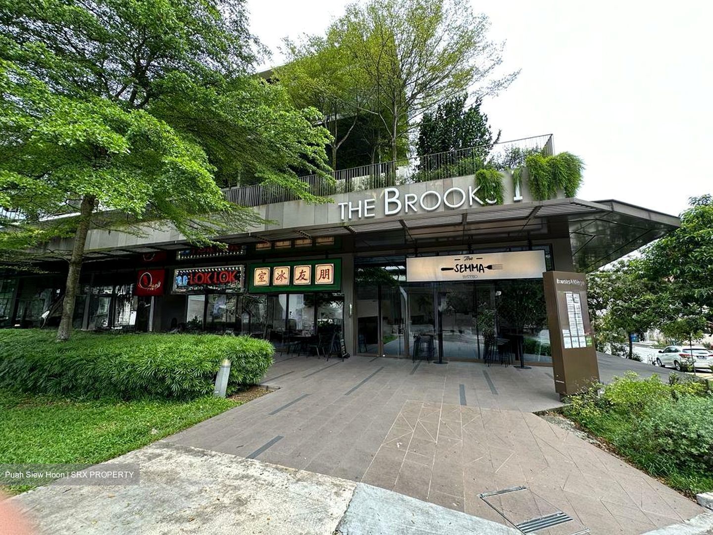 River Valley Road (D9), Retail #608992521